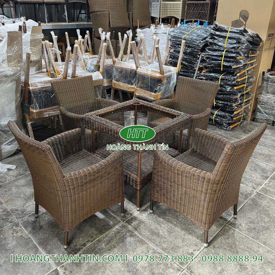 Bàn ghế nhựa giả mây sân vườn HTT 74