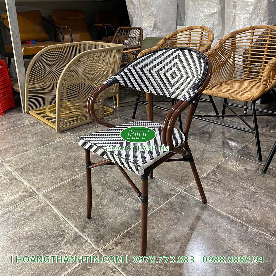 Bàn ghế cafe nhựa mây HTT 09