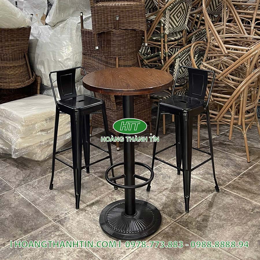 Bàn ghế bar HTT 23