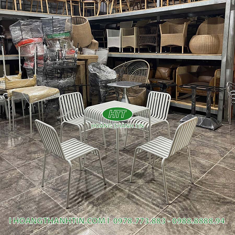 Bàn ghế cafe sắt HTT 19