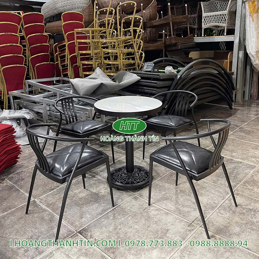 Bàn ghế sắt nệm HTT 21