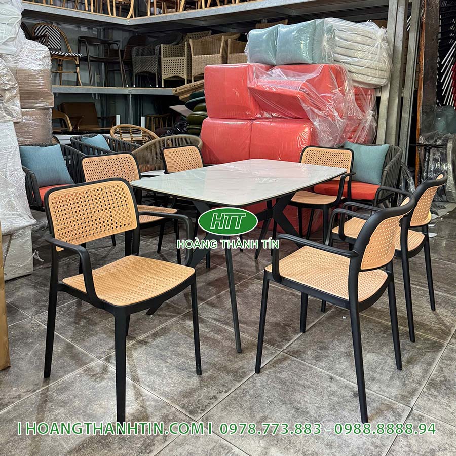 Ghế nhựa đúc nguyên khối HTT 5