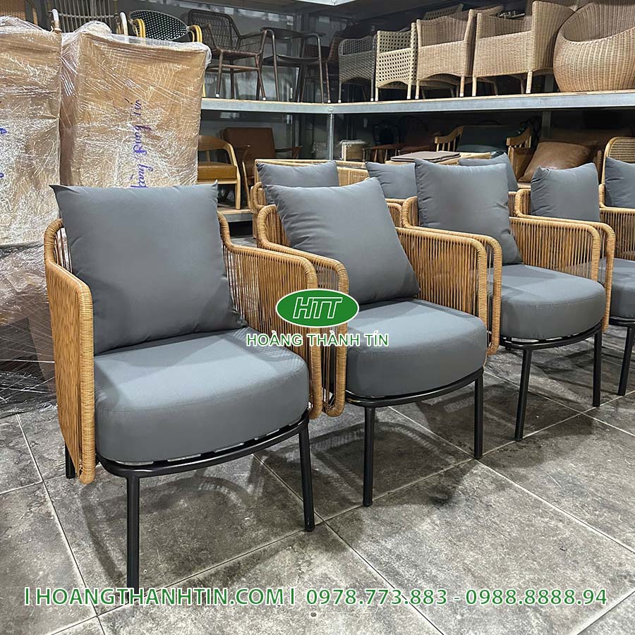 Bàn ghế nhựa giả mây cafe HTT 73