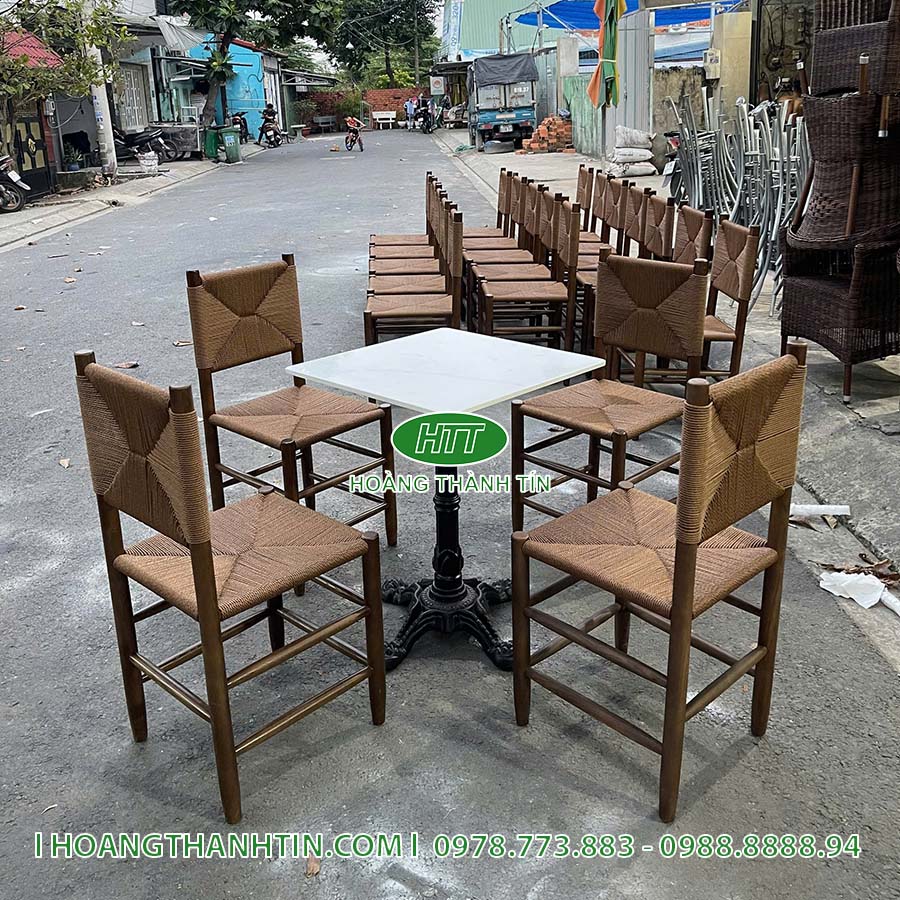 Bàn ghế đan dây cói HTT 2