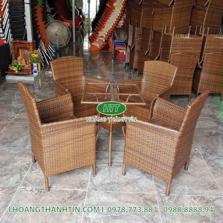 Bàn ghế nhựa giả mây HTT 68