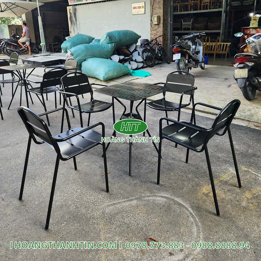 Bàn ghế cafe sắt HTT 01