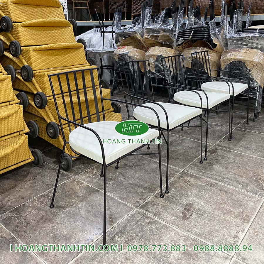 Bàn ghế cafe sắt HTT 06