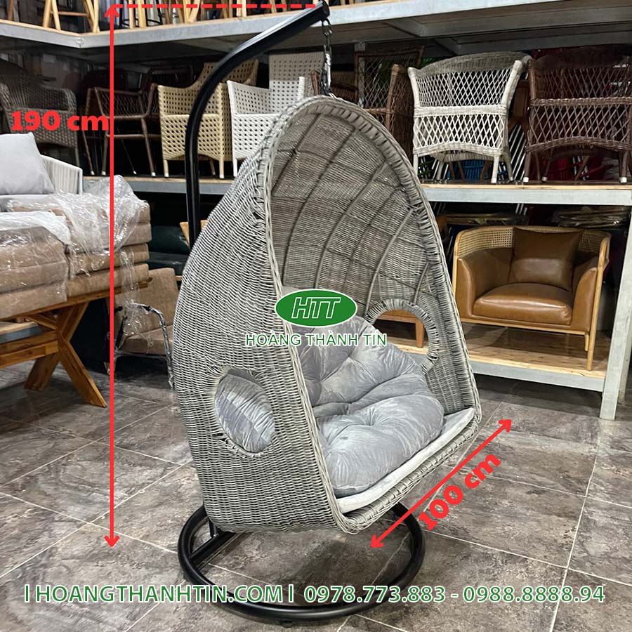 Xích đu HTT 18 - xích đu đôi màu xám ghi dáng sofa treo, nệm xám dày, khung sắt đen, cao 190cm sâu 100cm