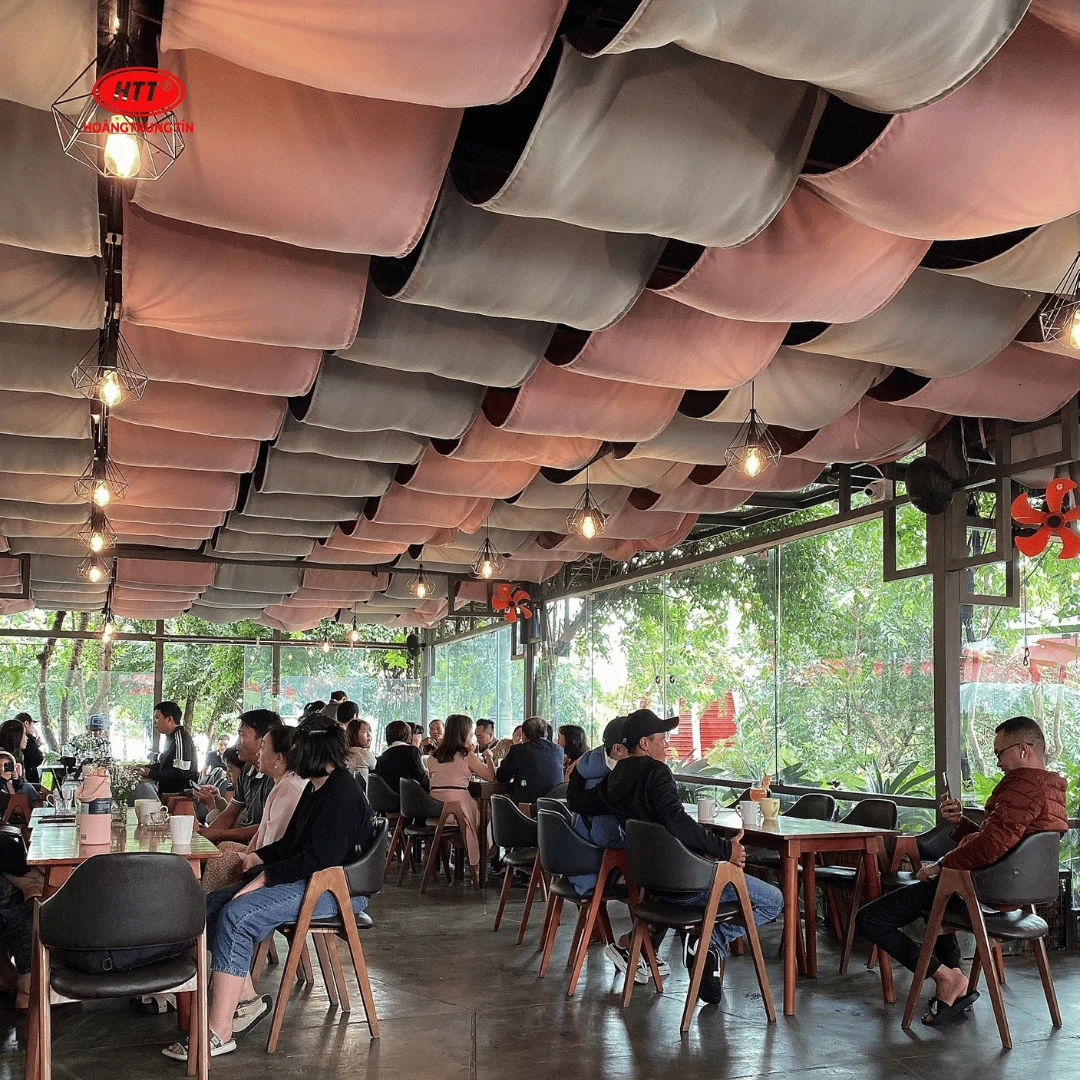 Cafe Xuân Hương – TP. Đà Lạt - hạng mục bàn ghế ngoài trời