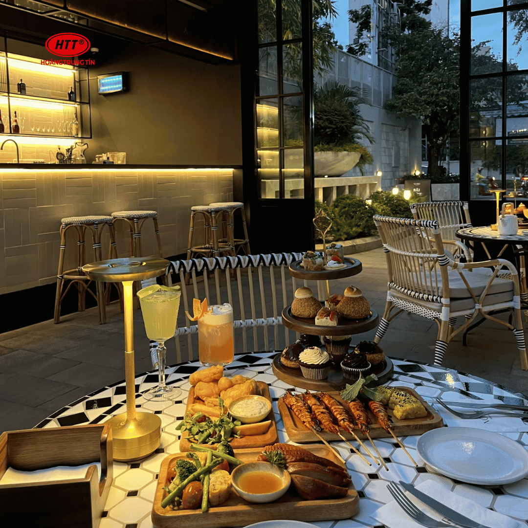 Noire Cafe & Bistro – Quận 1, TP.HCM - hình ảnh thực tế