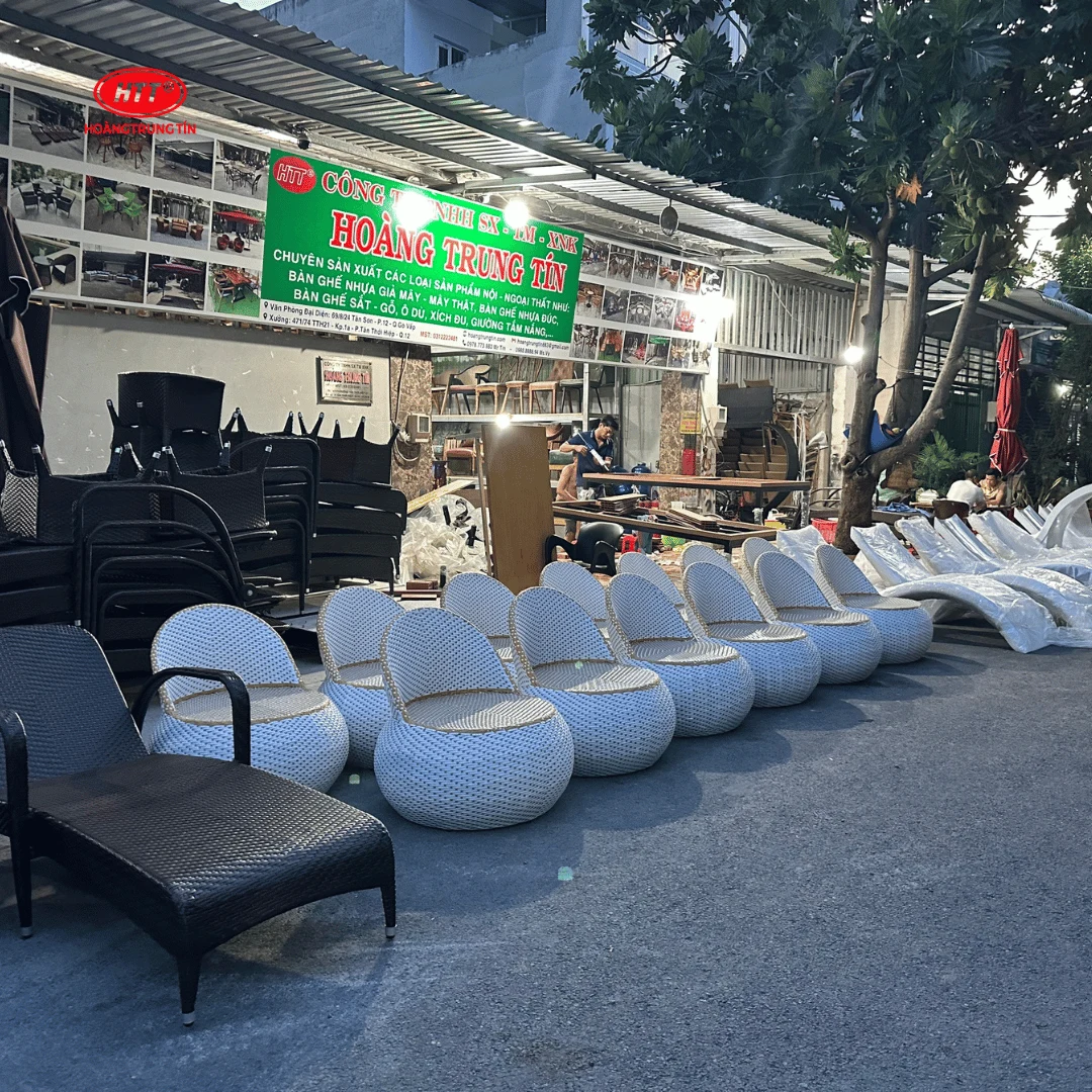 AEON Bình Tân – TP.HCM - hạng mục bàn ghế ngoài trời