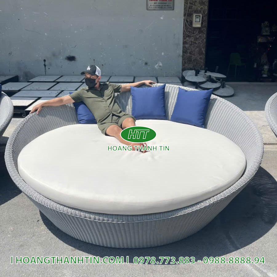 Giường tắm nắng HTT 17